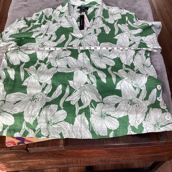 NWT Tahari linen green and white floral blouse size 1X - Picture 6 of 10